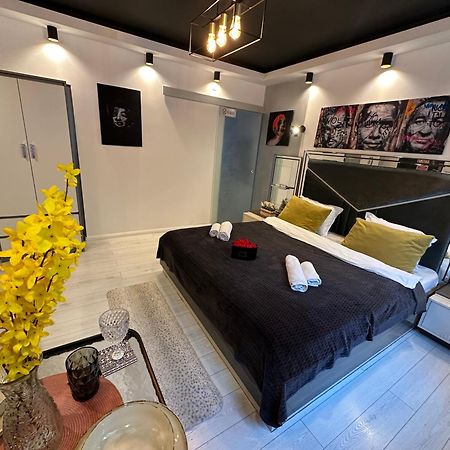 Anna Lux Studio Craiova Extérieur photo